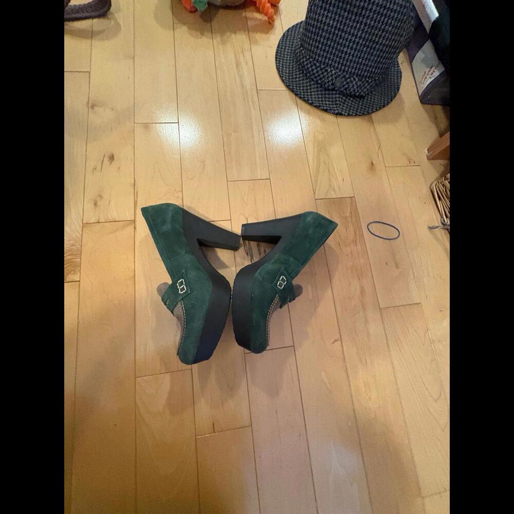 Green chunky heeled shoes
